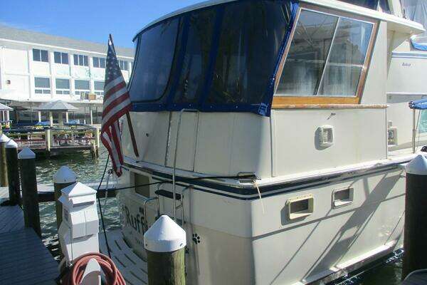 Photo of the 1986 Hatteras 