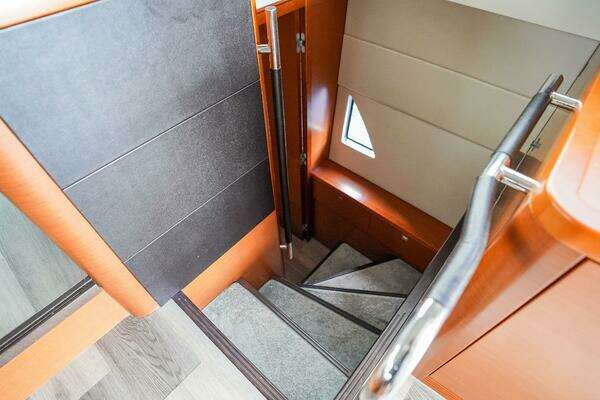 Prestige 550 Flybridge Yacht For Sale