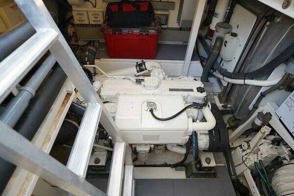 Prestige 550 Flybridge Yacht For Sale