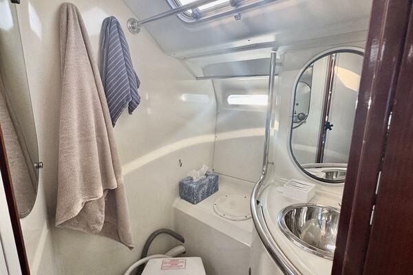 45ft Beneteau Yacht For Sale