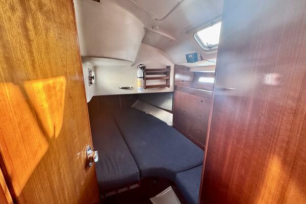 45ft Beneteau Yacht For Sale