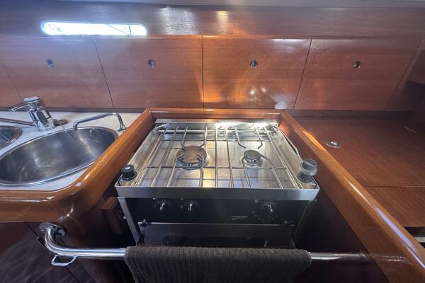 45ft Beneteau Yacht For Sale