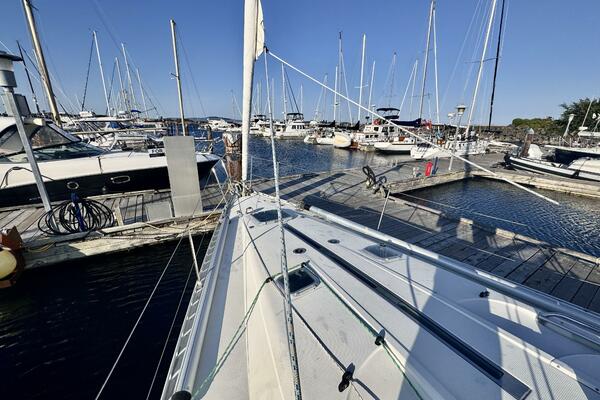 45ft Beneteau Yacht For Sale