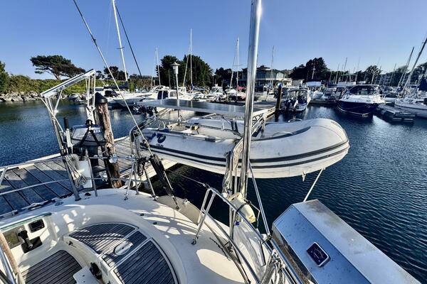 45ft Beneteau Yacht For Sale