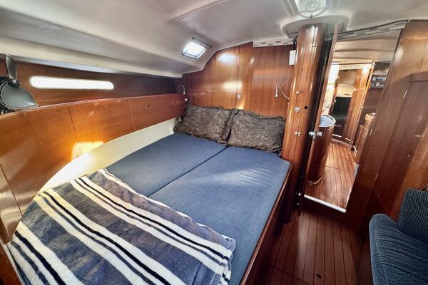 45ft Beneteau Yacht For Sale