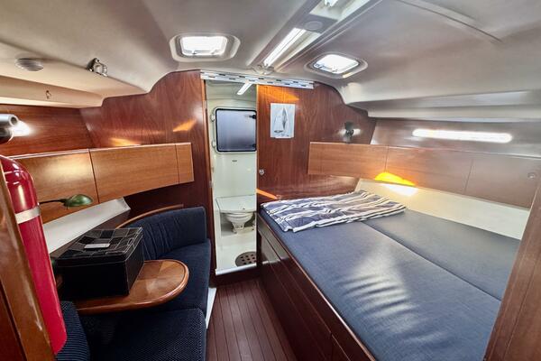 45ft Beneteau Yacht For Sale