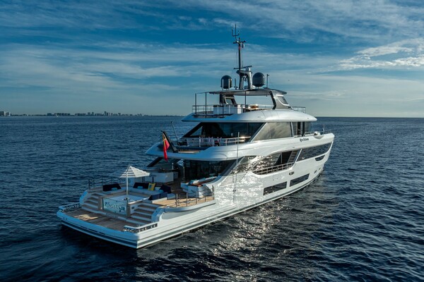 KING S LAIR 112ft Benetti Yacht For Sale