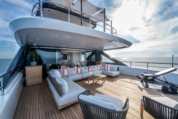 KING S LAIR 112ft Benetti Yacht For Sale