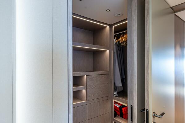 KING S LAIR 112ft Benetti Yacht For Sale