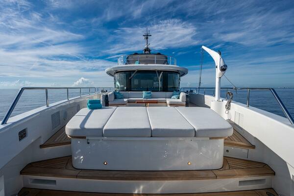 KING S LAIR 112ft Benetti Yacht For Sale
