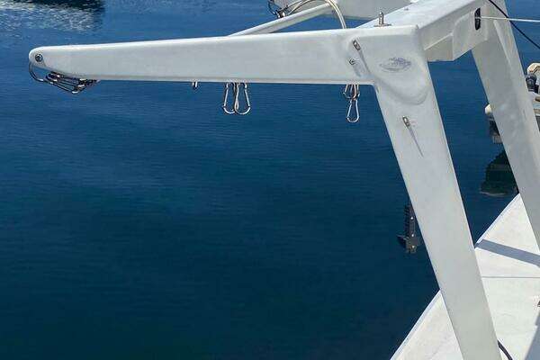Sea Ray 550 Sedan Bridge Yacht For Sale