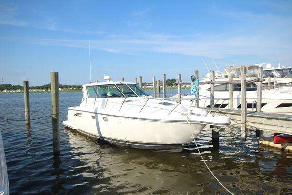 36-ft-Tiara Yachts-2004-3600 Sovran-Our Cottage III Grand Haven Michigan United States  yacht for sale