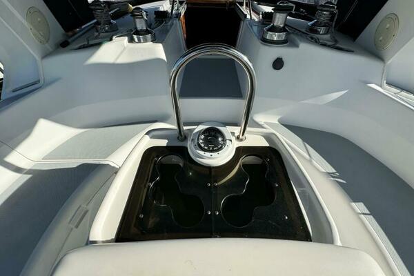 AVANTI 43ft Hunter Yacht For Sale