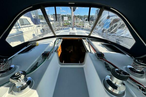 AVANTI 43ft Hunter Yacht For Sale