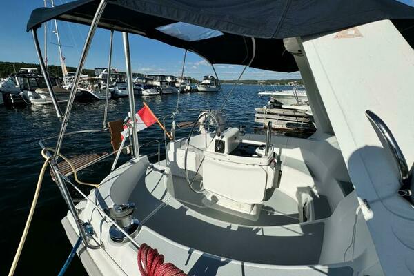 AVANTI 43ft Hunter Yacht For Sale