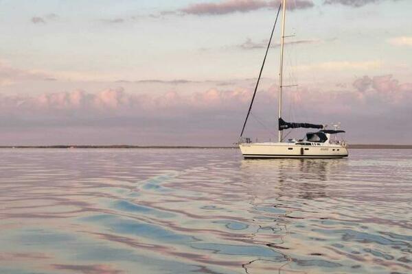 AVANTI 43ft Hunter Yacht For Sale