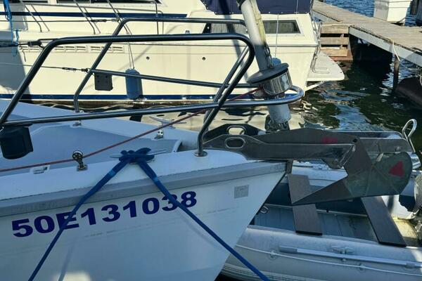 AVANTI 43ft Hunter Yacht For Sale