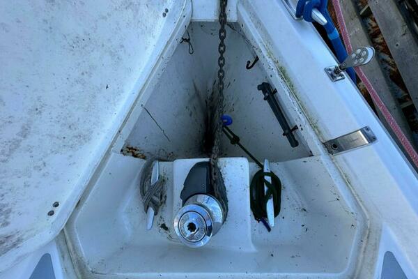 AVANTI 43ft Hunter Yacht For Sale