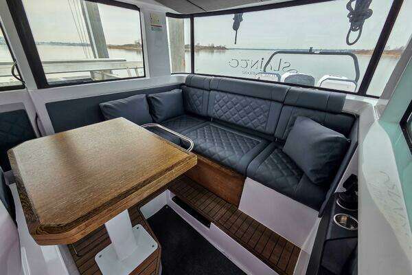Axopar 37 XC Cross Cabin Yacht For Sale