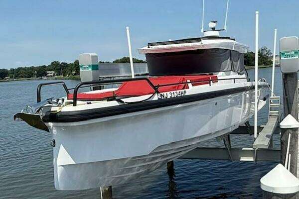 37-ft-Axopar-2021-37 XC Cross Cabin- Little Silver New Jersey United States  yacht for sale