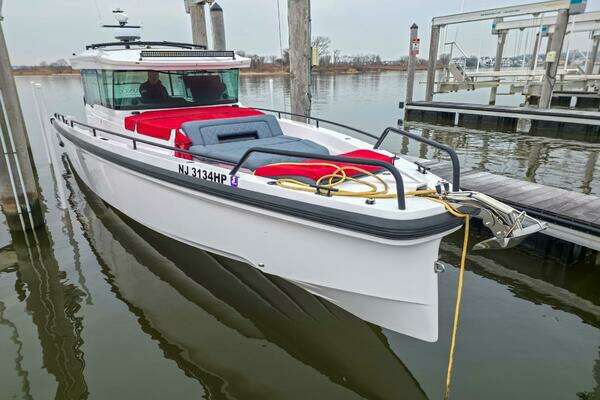 Axopar 37 XC Cross Cabin Yacht For Sale