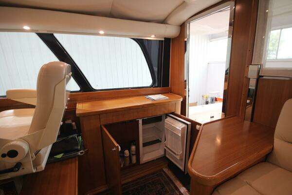 Tiara Yachts 5200 Sovran Salon Yacht For Sale