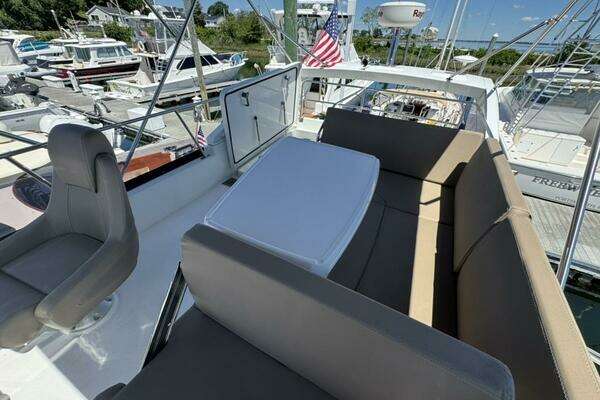 Jeanneau  Yacht For Sale