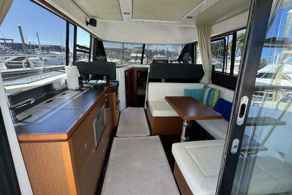 Jeanneau  Yacht For Sale