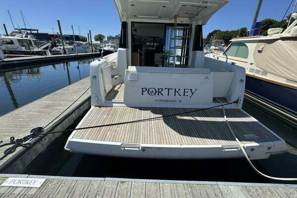 Jeanneau  Yacht For Sale