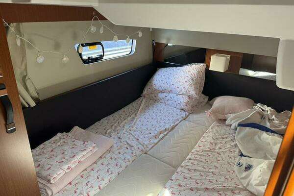 Jeanneau  Yacht For Sale