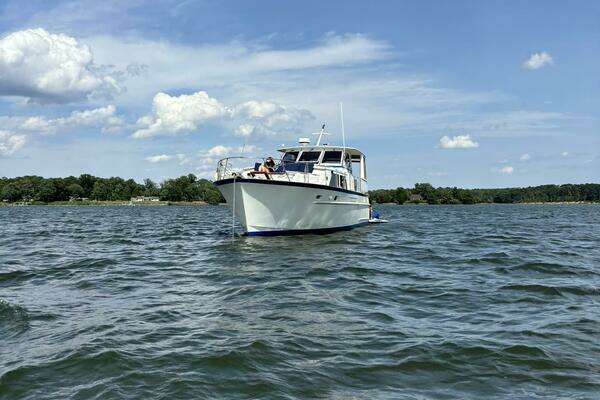 Photo of the 1972 Matthews 4 Flush Deck