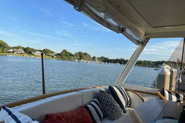 Photo of the 1972 Matthews 4 Flush Deck