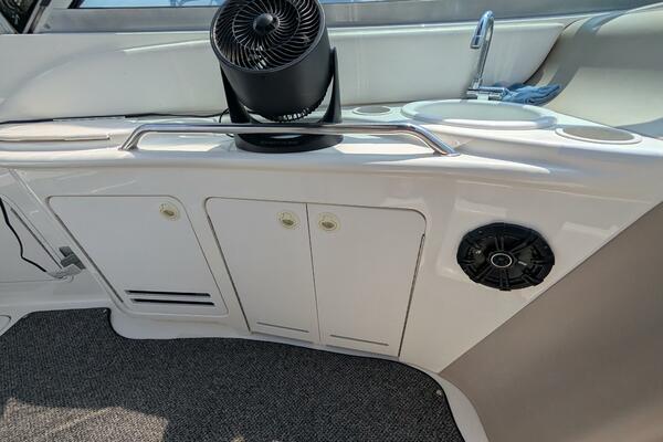 Lucia 34ft Sea Ray Yacht For Sale