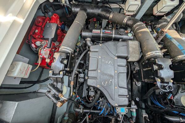 Lucia 34ft Sea Ray Yacht For Sale