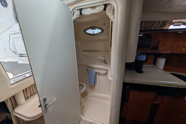 Lucia 34ft Sea Ray Yacht For Sale