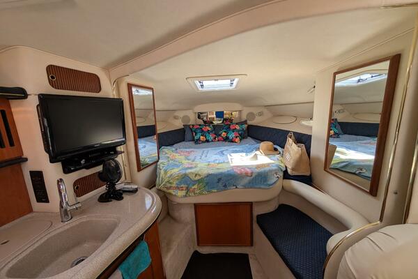 Lucia 34ft Sea Ray Yacht For Sale