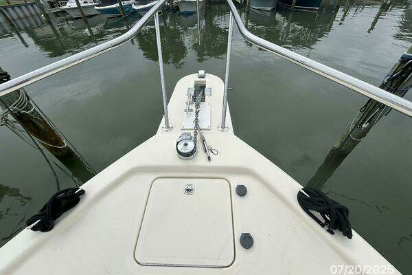 Photo of the 2006 Mainship Pilot "Ragtop Lady"