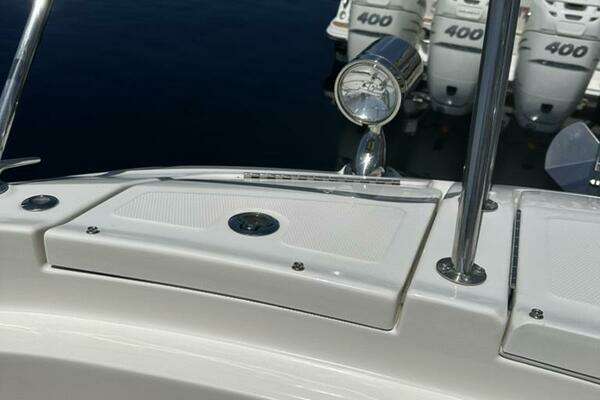 Sea Ray 320 OB Yacht For Sale