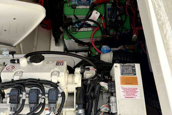 Sea Ray 320 OB Yacht For Sale