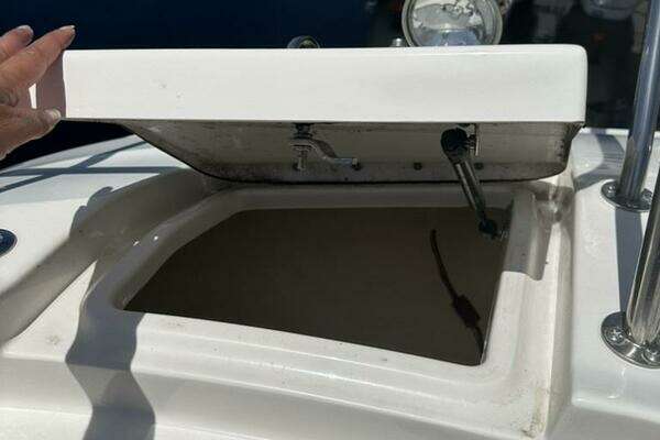 Sea Ray 320 OB Yacht For Sale