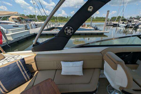 2023 Sea Ray 28