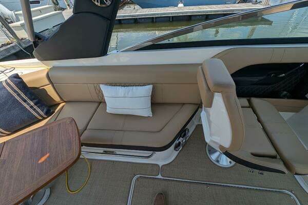 2023 Sea Ray 28