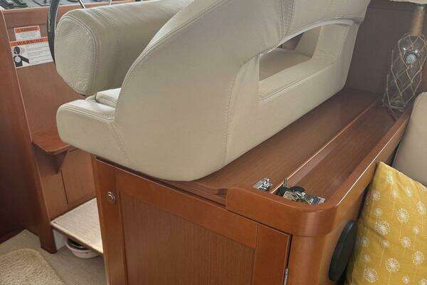 Beneteau 44 Swift Trawler Yacht For Sale