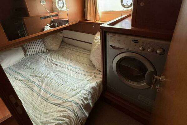 Beneteau 44 Swift Trawler Yacht For Sale