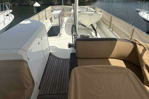 Beneteau 44 Swift Trawler Yacht For Sale