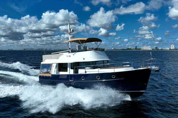 44-ft-Beneteau-2016-44 Swift Trawler-Wanderer-Fort Lauderdale Florida United States yacht for sale
