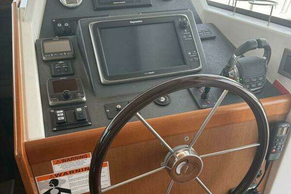 Beneteau 44 Swift Trawler Yacht For Sale