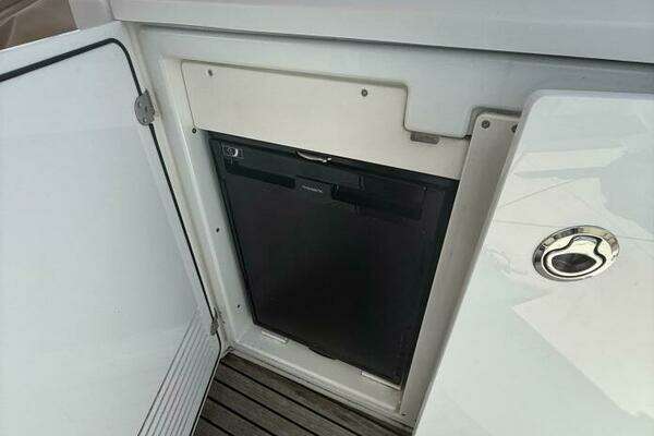 Beneteau 44 Swift Trawler Yacht For Sale