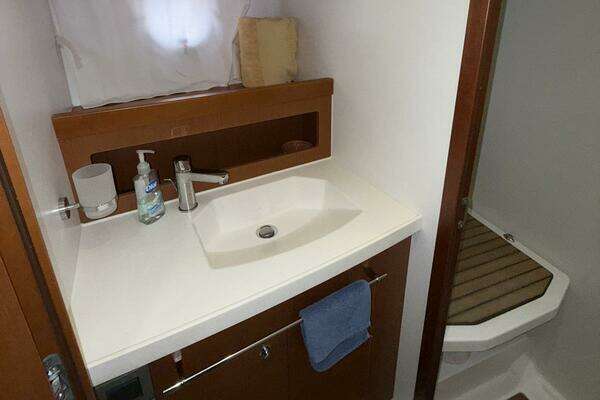 Beneteau 44 Swift Trawler Yacht For Sale