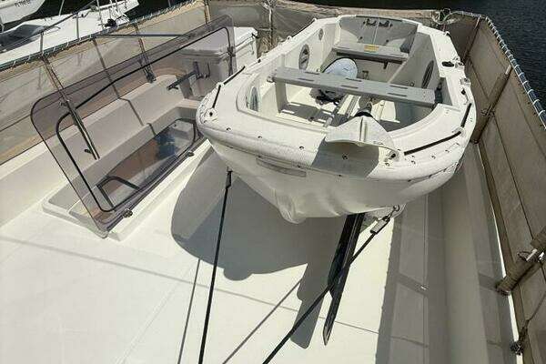 Beneteau 44 Swift Trawler Yacht For Sale